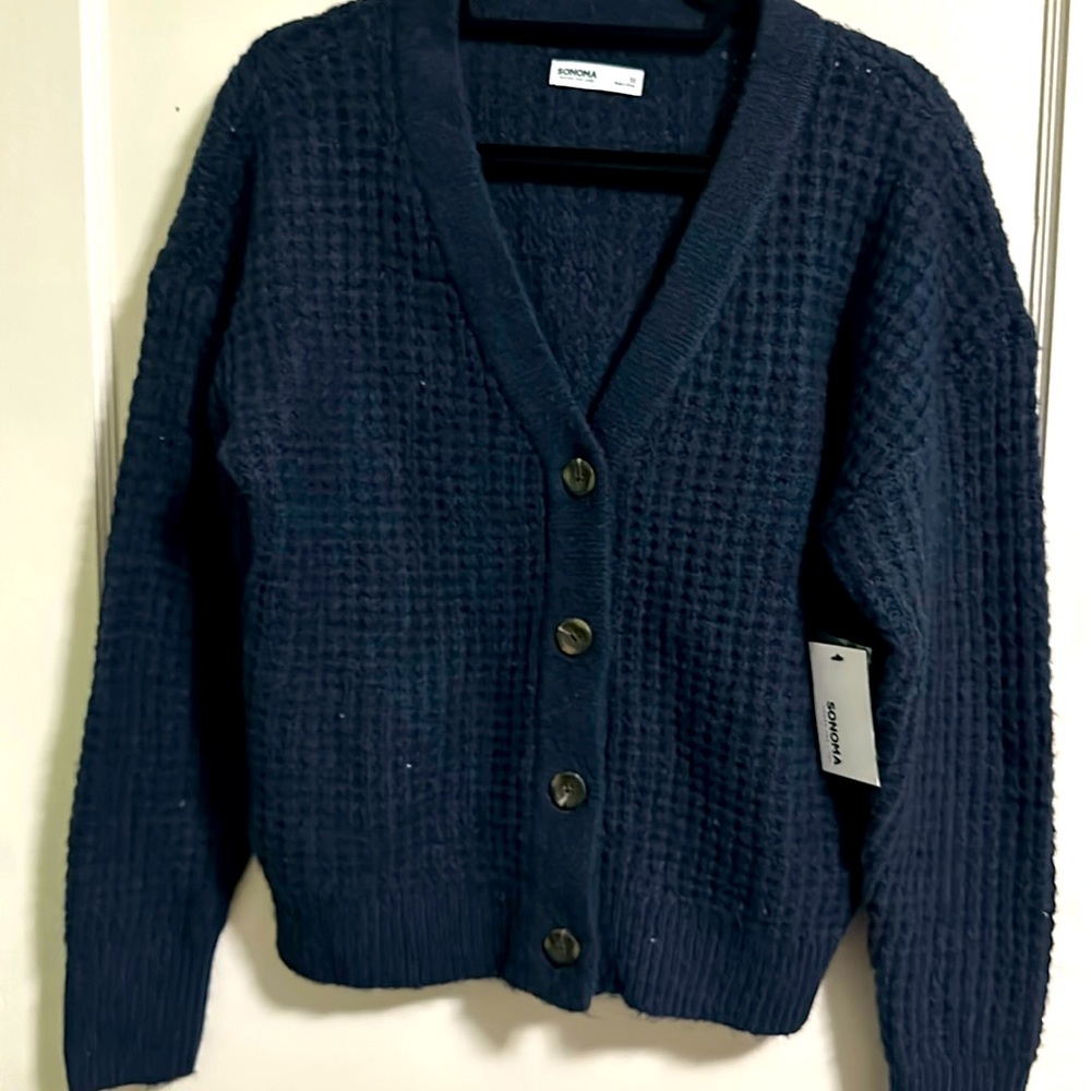 NWT SOFT CARDIGAN